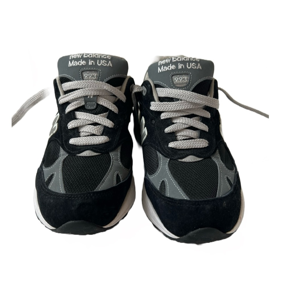 New Balance Unisex 993 Vintage Sneakers. Size 8.5 EU 40 Black and Grey, D width
